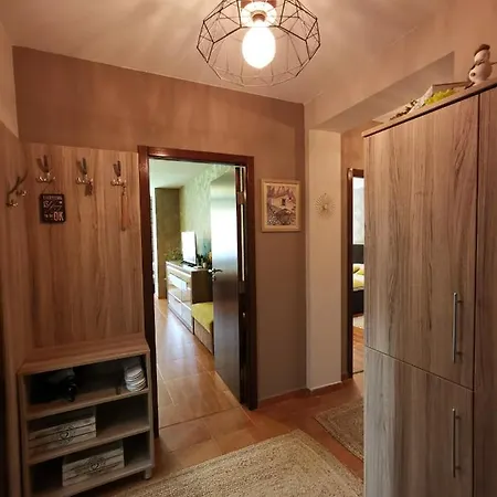 Palaсe A75 شقة